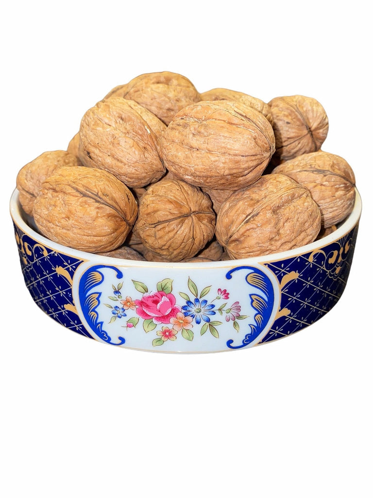 California Raw Walnut - In Hard Shell - 1 Pound ( Gerdoo ) - Fresh Nuts - Kalamala - Kalamala